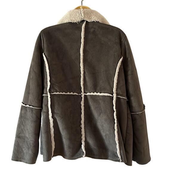 Women’s Gray Faux Suede Sherpa Jacket Fall Winter Coat Cute Fuzzy Cozy Size S - Picture 3 of 9